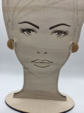 1580. Fashion Gold-Tone Beige Half-Moon Clip Earrings